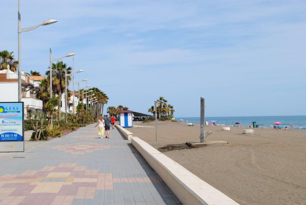 Apartamentos Laguna Beach Torrox Luaran gambar