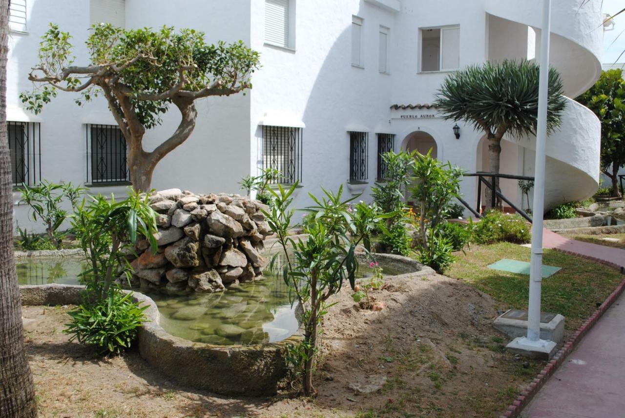 Apartamentos Laguna Beach Torrox Luaran gambar