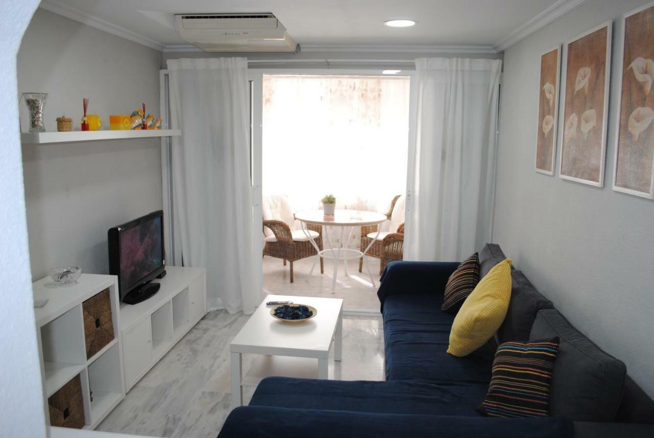 Apartamentos Laguna Beach Torrox Luaran gambar