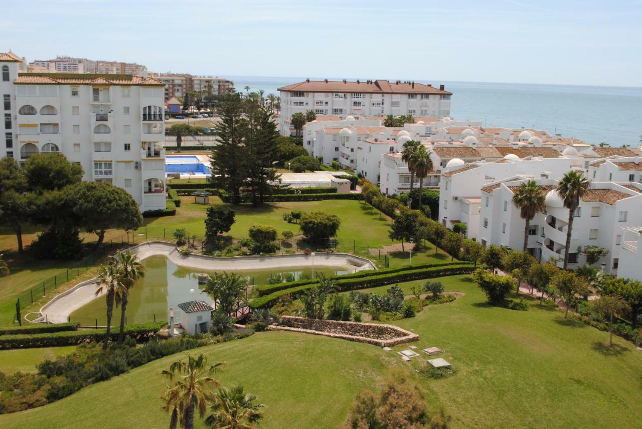 Apartamentos Laguna Beach Torrox Luaran gambar