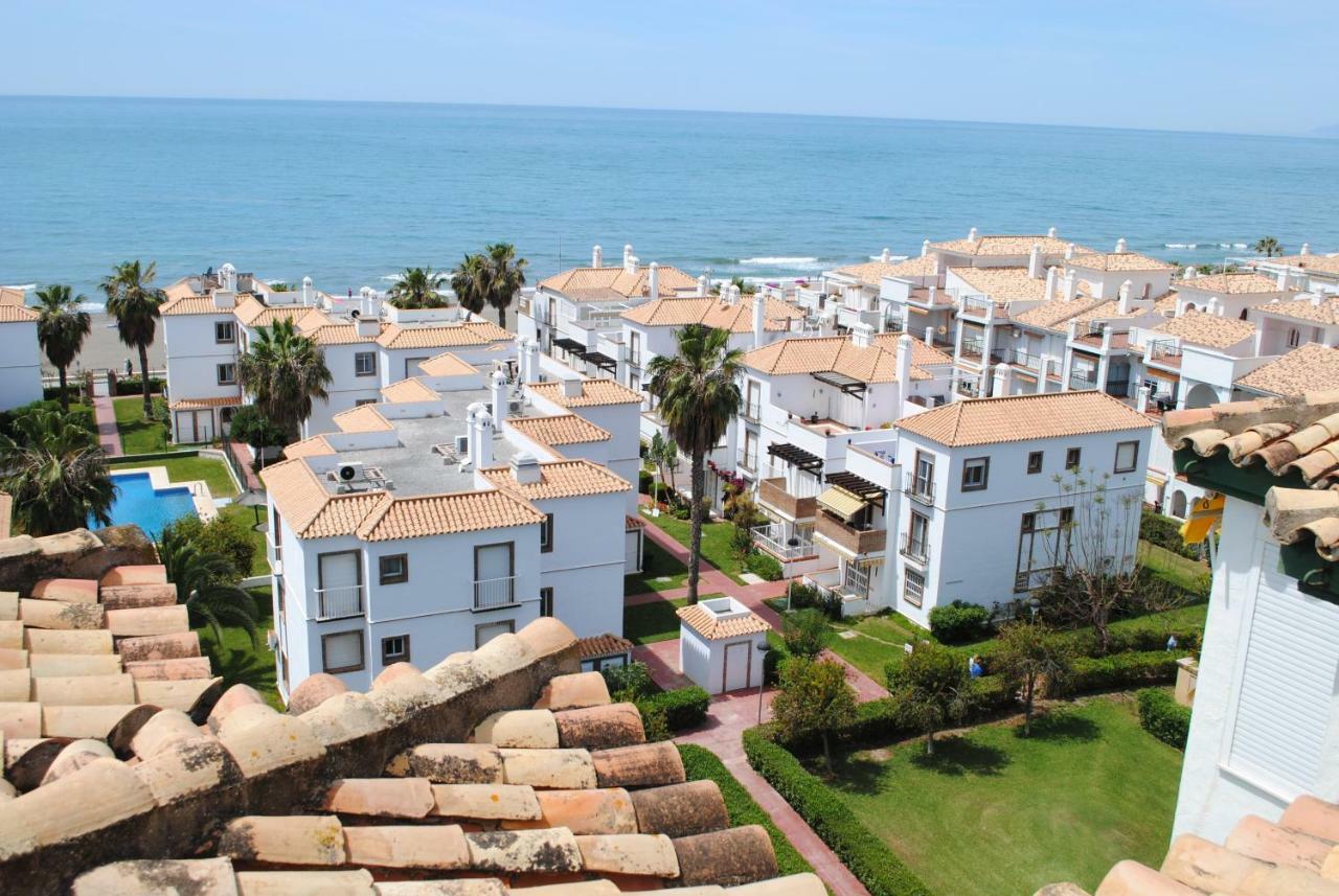 Apartamentos Laguna Beach Torrox Luaran gambar