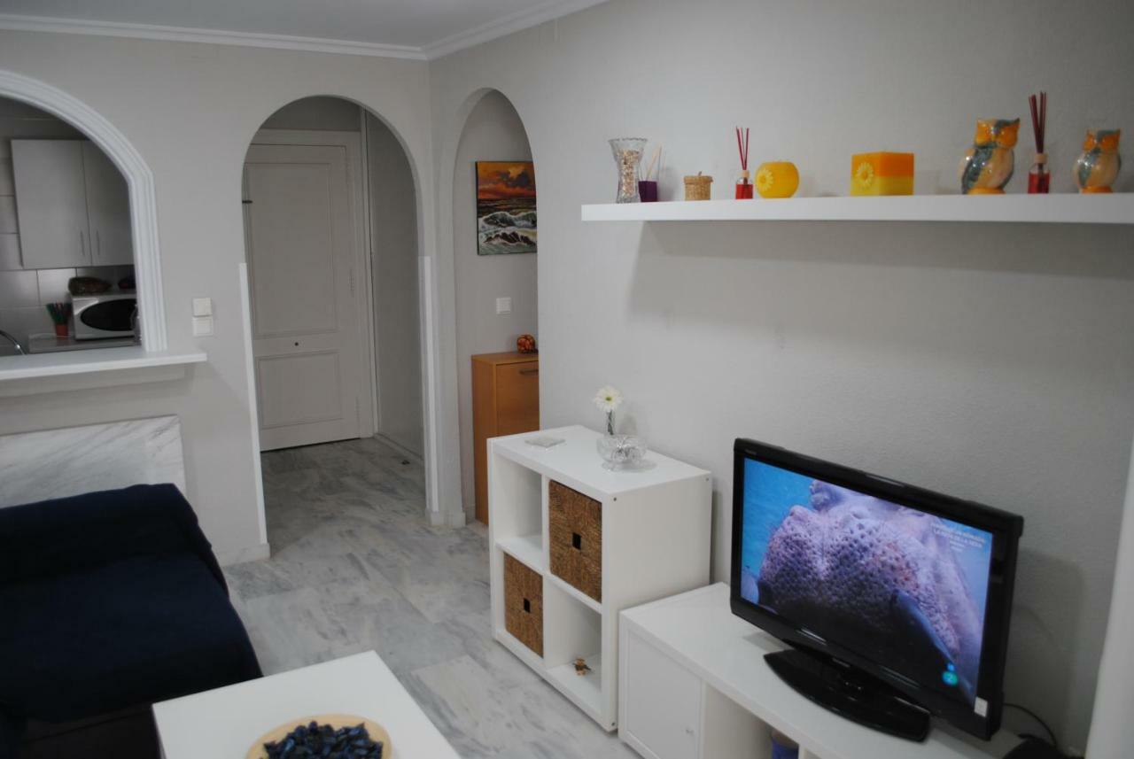 Apartamentos Laguna Beach Torrox Luaran gambar